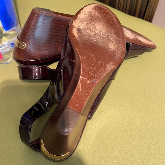 Louis Vuitton sandals - Picture 9 of 11